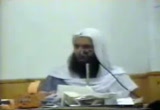 نساء كاسيات عاريات